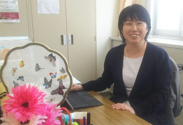 国際部長 日本語科 薬師寺 綾