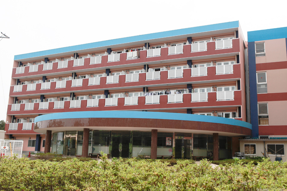 学生寮2号館(学校隣接)